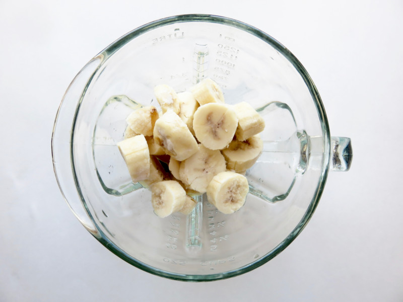 Banana Blackberry Ice Cream - The Toasted Pine Nut