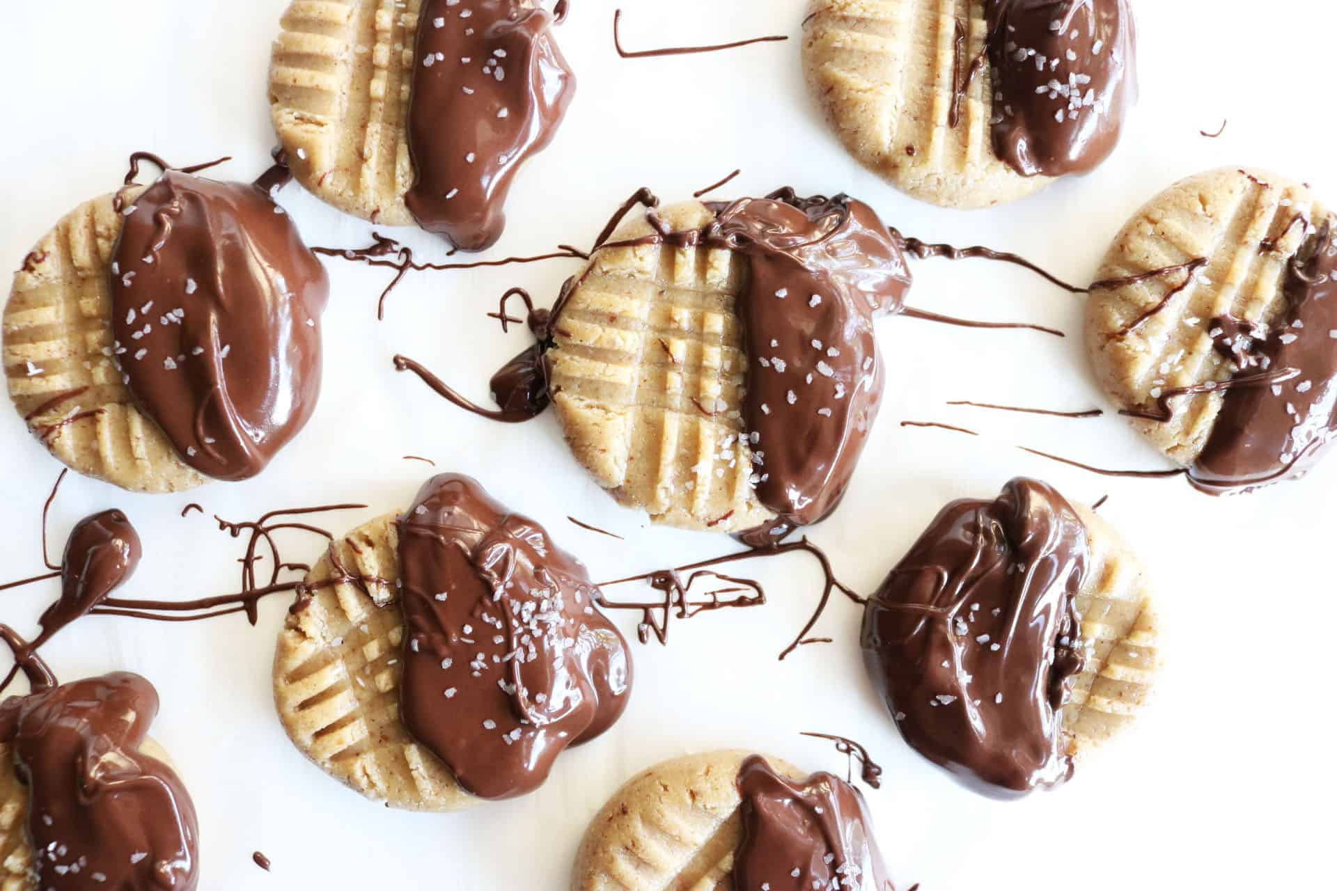 No-Bake Chocolate Dipped Peanut Butter Cookies No-Bake Chocolate Dipped Peanut Butter Cookies