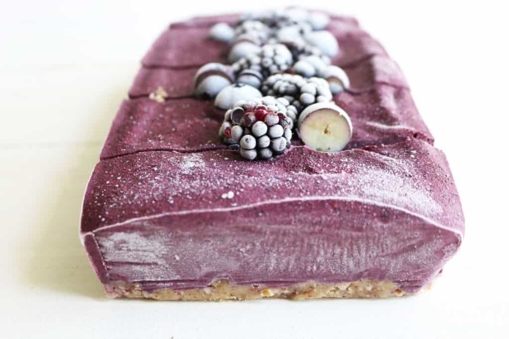Vegan Blueberry Cheesecake Bars - The Toasted Pine Nut