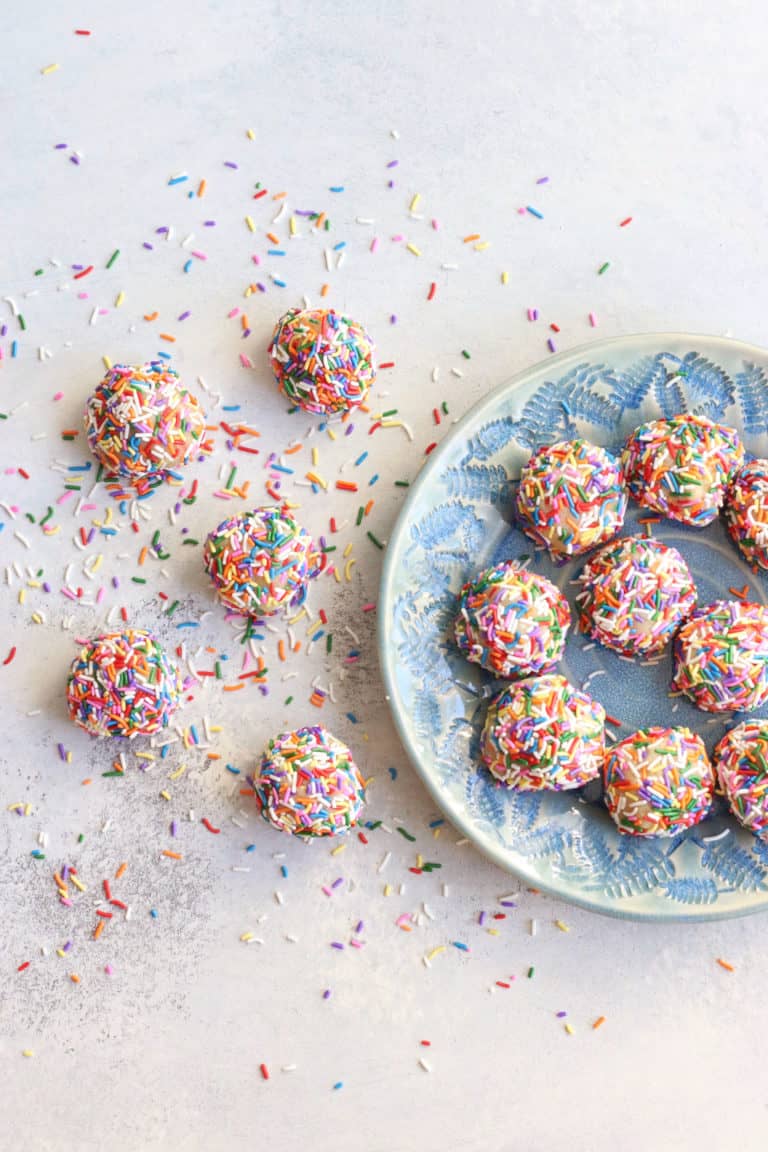 Healthy Cake Batter Energy Balls - The Toasted Pine Nut