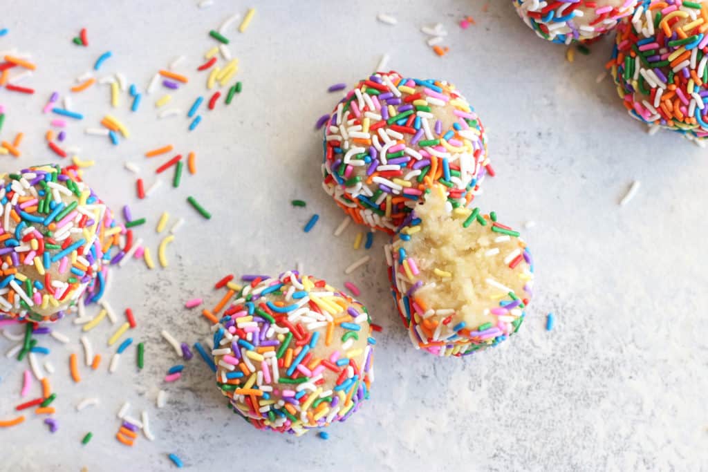 Sprinkle Cake Batter Energy Balls - The Toasted Pine Nut