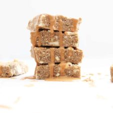 Cashew Gingerbread Squares-image