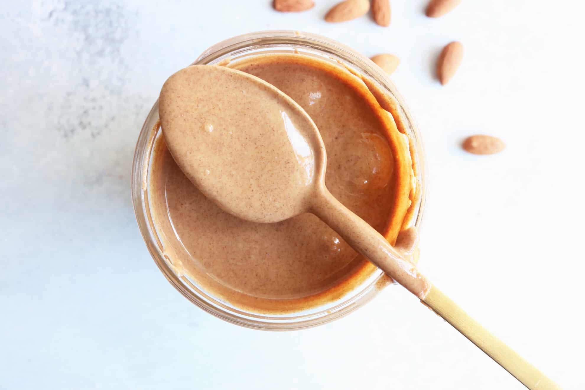 HOW TO: MAKE HOMEMADE ALMOND BUTTER