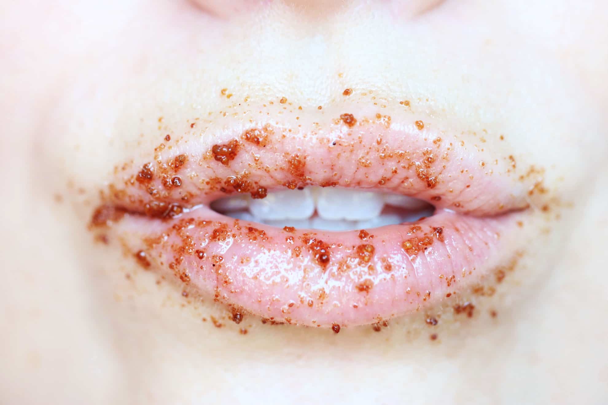 lips with brown sugar diy lip scrub on them