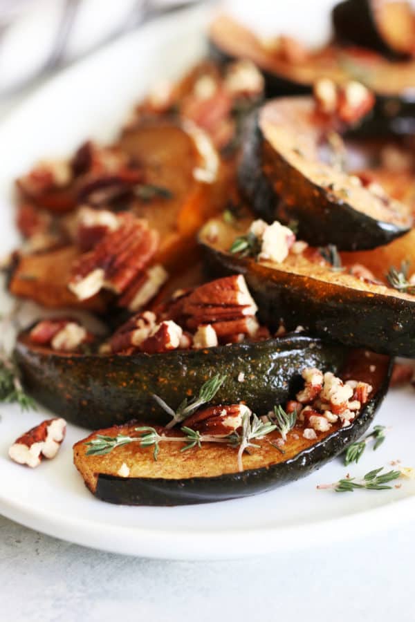 Sweet Cinnamon Pecan Acorn Squash - The Toasted Pine Nut