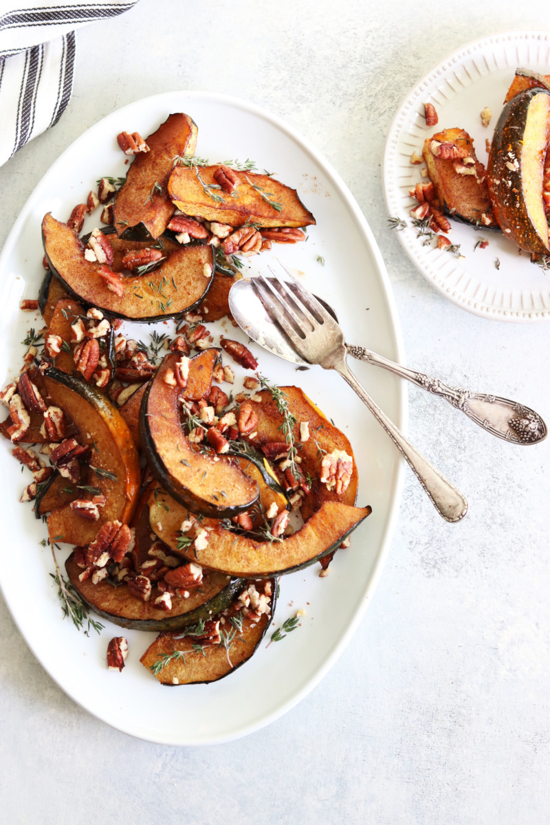 Sweet Cinnamon Pecan Acorn Squash - The Toasted Pine Nut