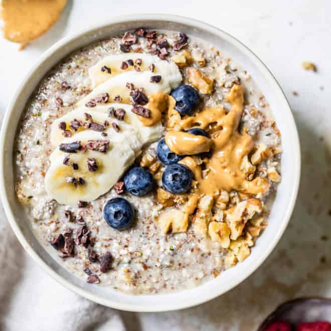 Banana Bread Oat-less Oatmeal - The Toasted Pine Nut