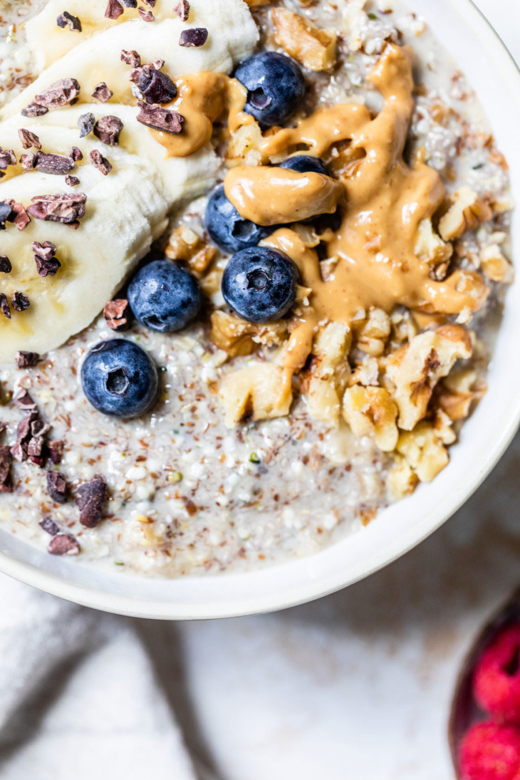 Banana Bread Oat-less Oatmeal - The Toasted Pine Nut