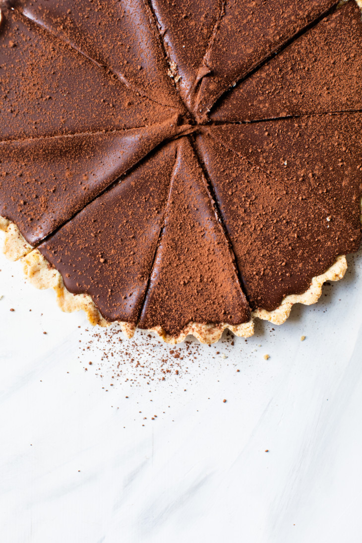 Chocolate Ganache Pie - The Toasted Pine Nut