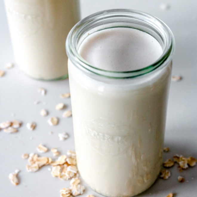 How to Make Homemade Oat Milk (Non-Slimy) - The Toasted Pine Nut