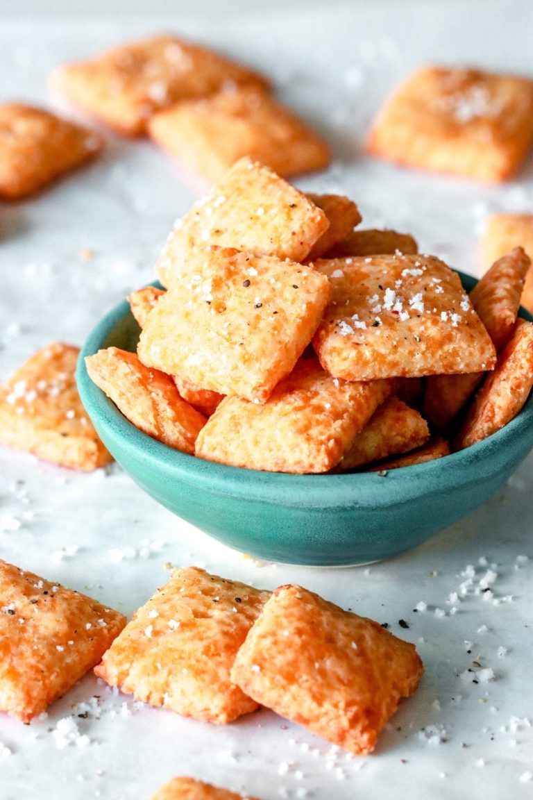 20-Min Cheesy Almond Flour Crackers (only 2 ingredients!) - The Toasted ...