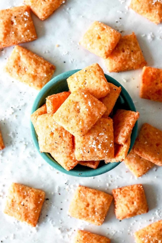 20-Min Cheesy Almond Flour Crackers (only 2 Ingredients!) - The Toasted ...