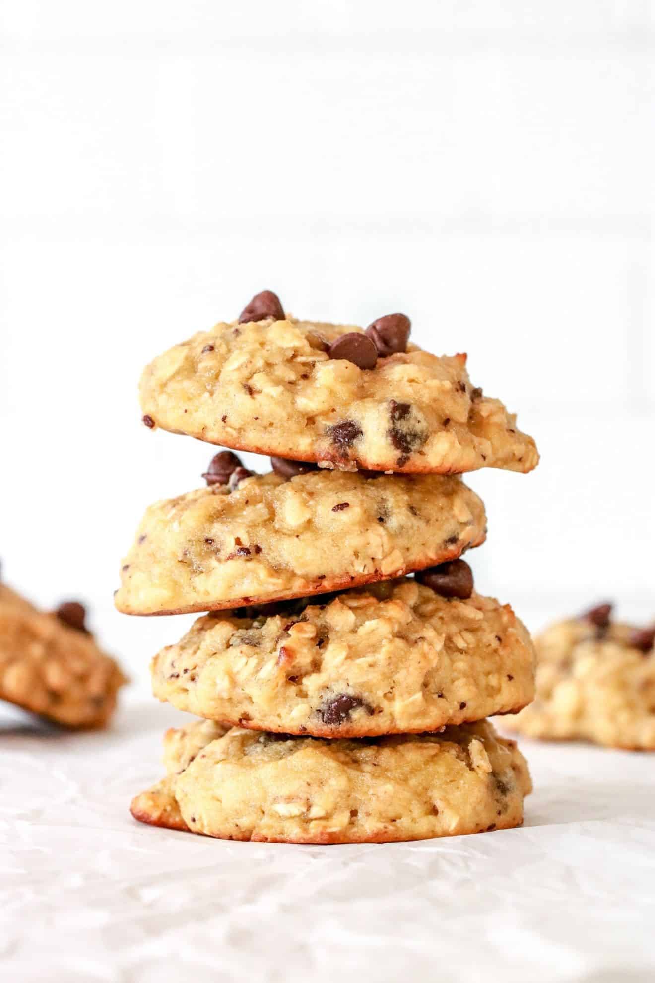 Hearty Banana Oatmeal Breakfast Cookies with Almond Flour - The Toasted ...