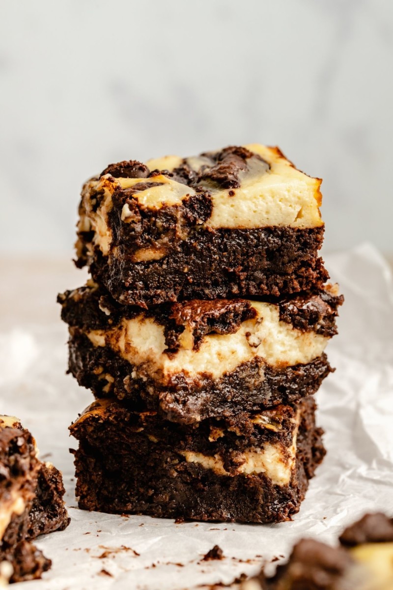 Fudgey Gluten-Free Cheesecake Brownies - The Toasted Pine Nut