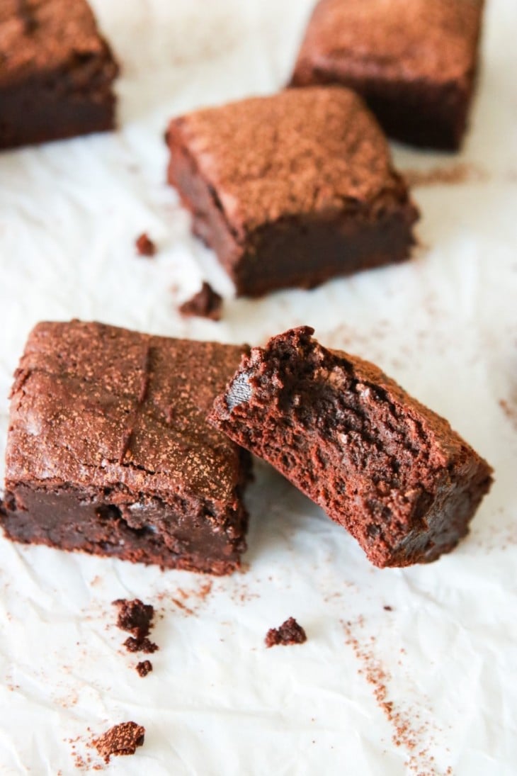 Rich & Fudgey Oat Flour Brownies - The Toasted Pine Nut