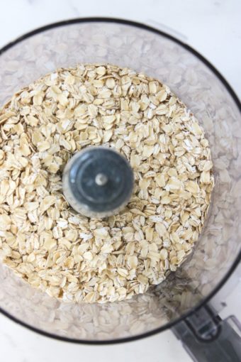Kitchen Hack: How to Make Oat Flour - The Toasted Pine Nut
