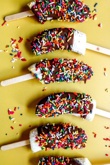 Easy Frozen Chocolate Banana Pops | The Toasted Pine Nut